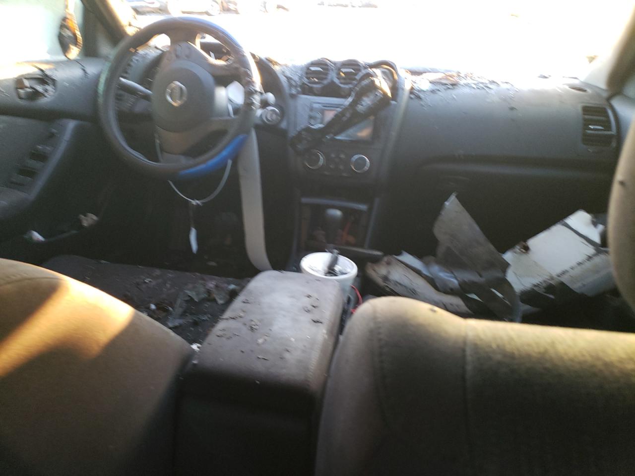 2009 Nissan Altima - Image 8