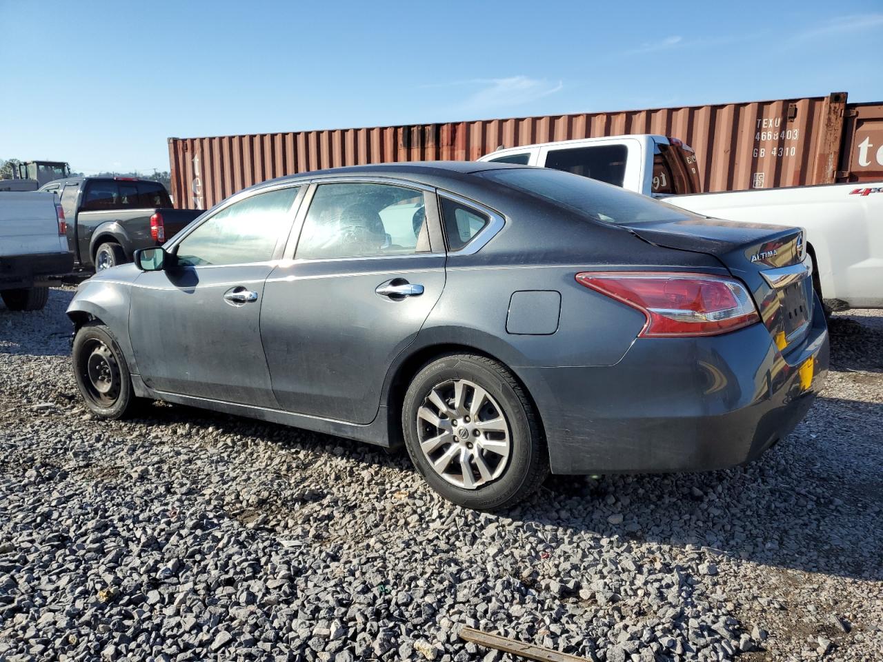 2013 Nissan Altima - Image 2