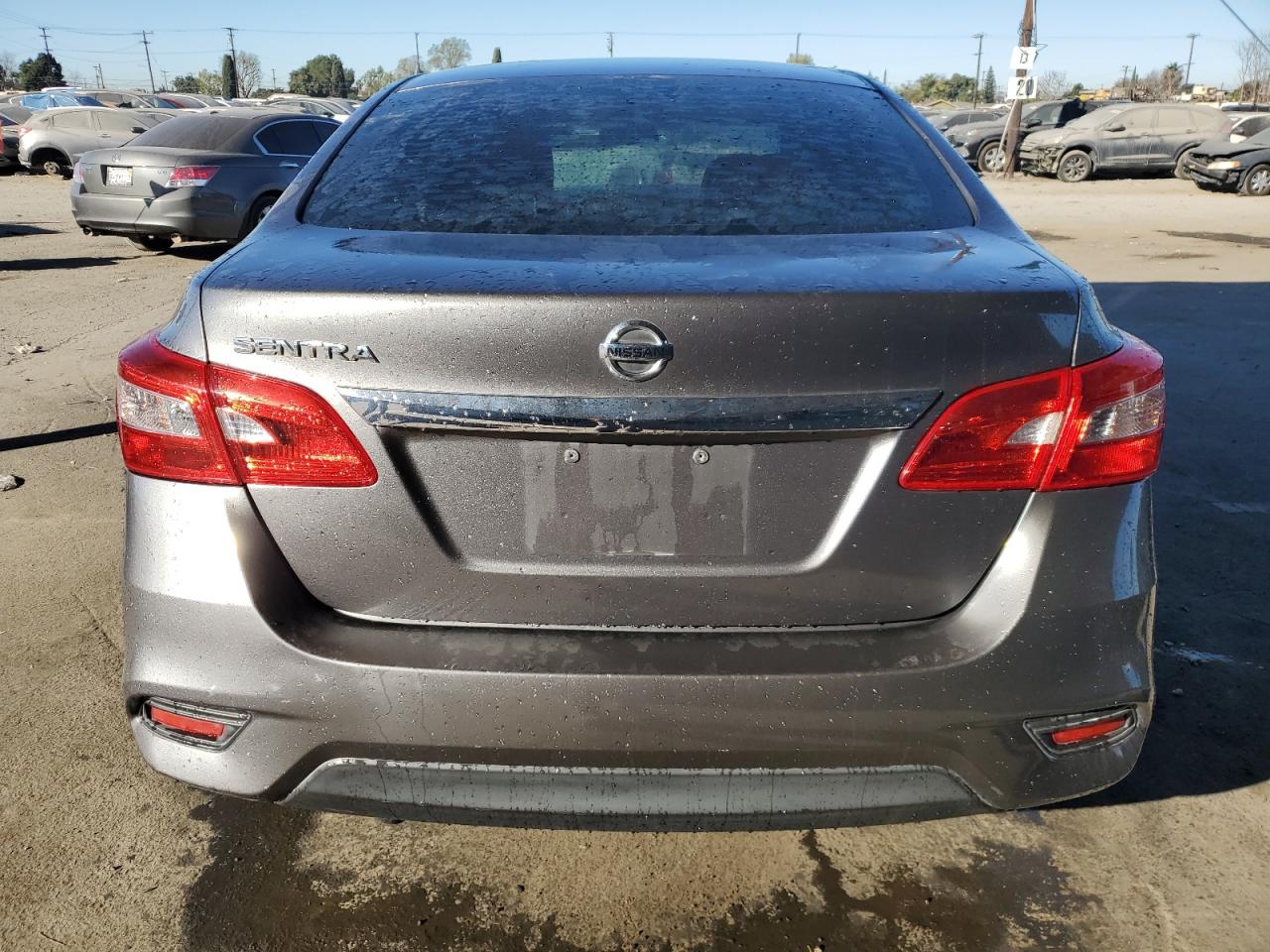 3N1AB7AP4HY260585 NISSAN SENTRA 2017