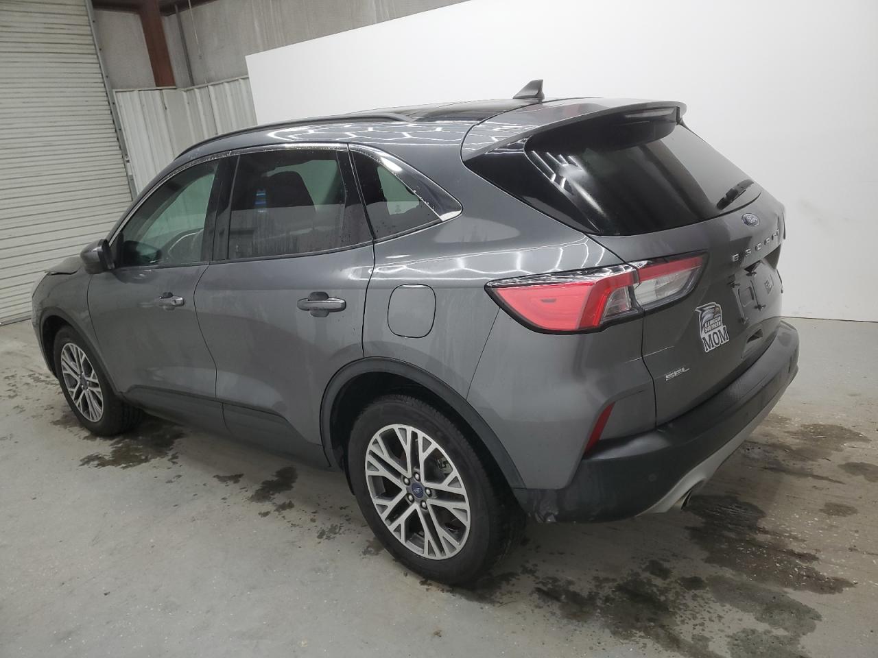 2022 Ford Escape - Image 2