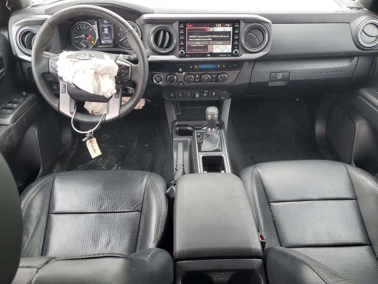 2022 Toyota Tacoma - Image 8