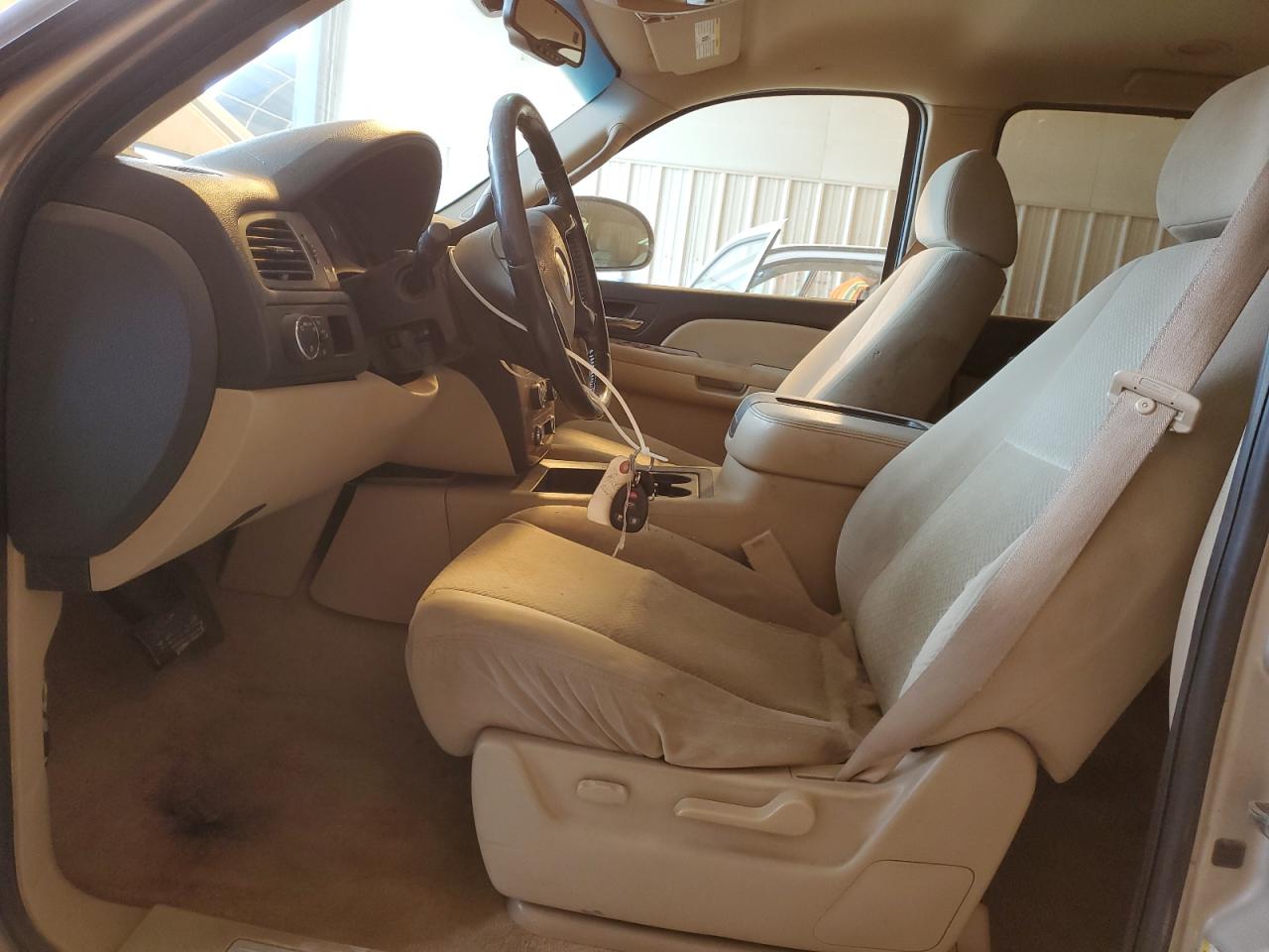 2007 Chevrolet Suburban - Image 7