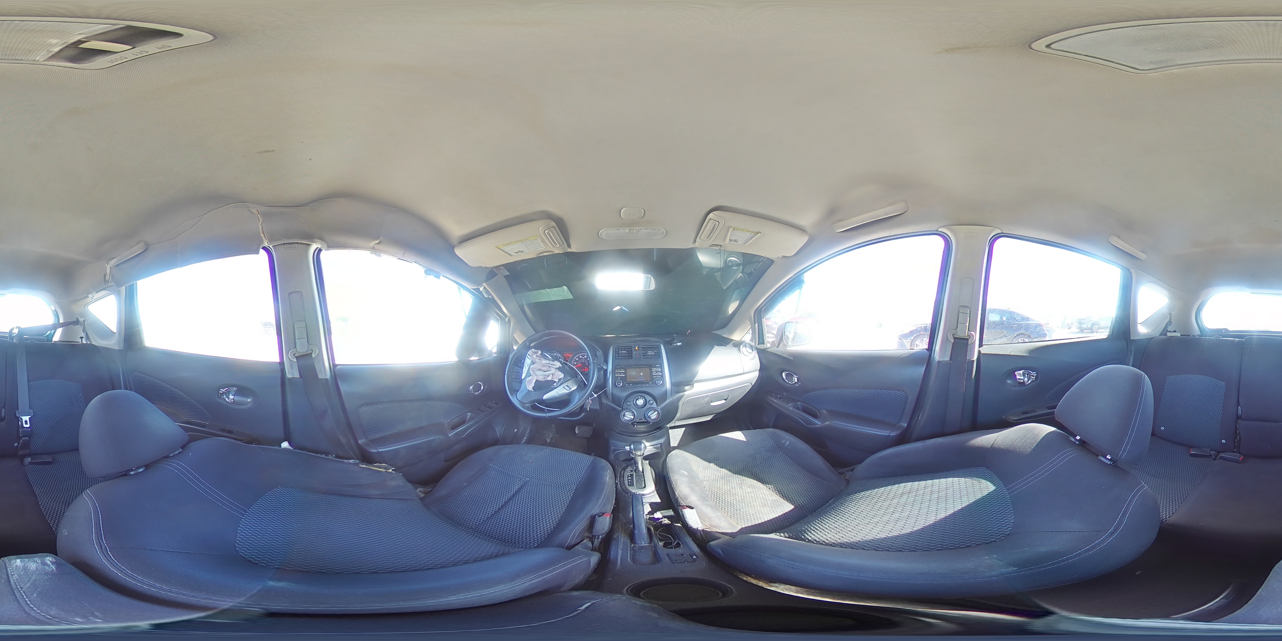 2014 Nissan Versa - Image 15