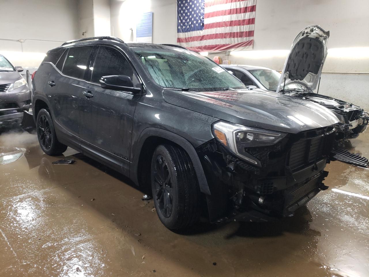 2020 GMC Terrain - Image 4
