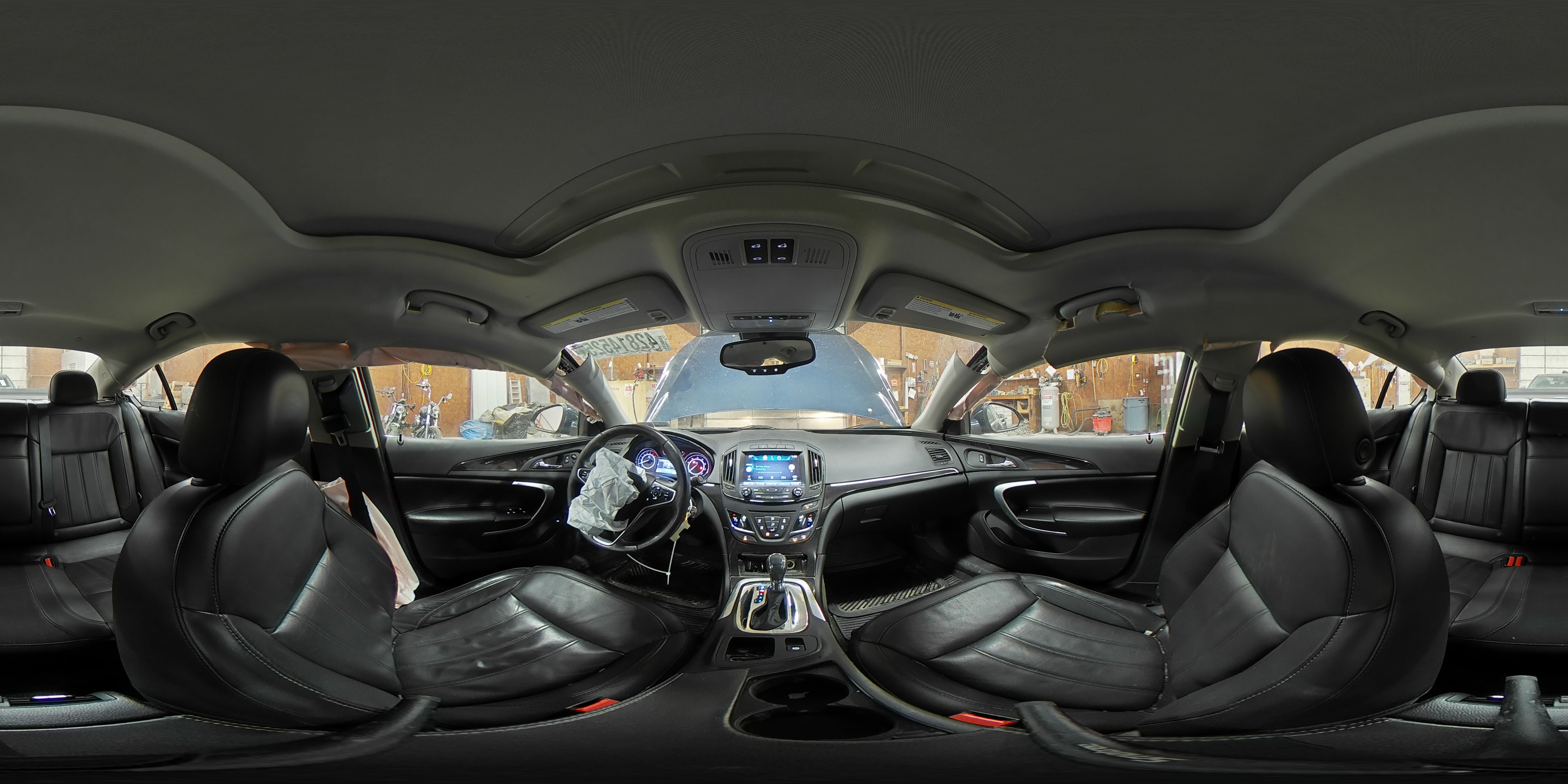 2015 Buick Regal - Image 12