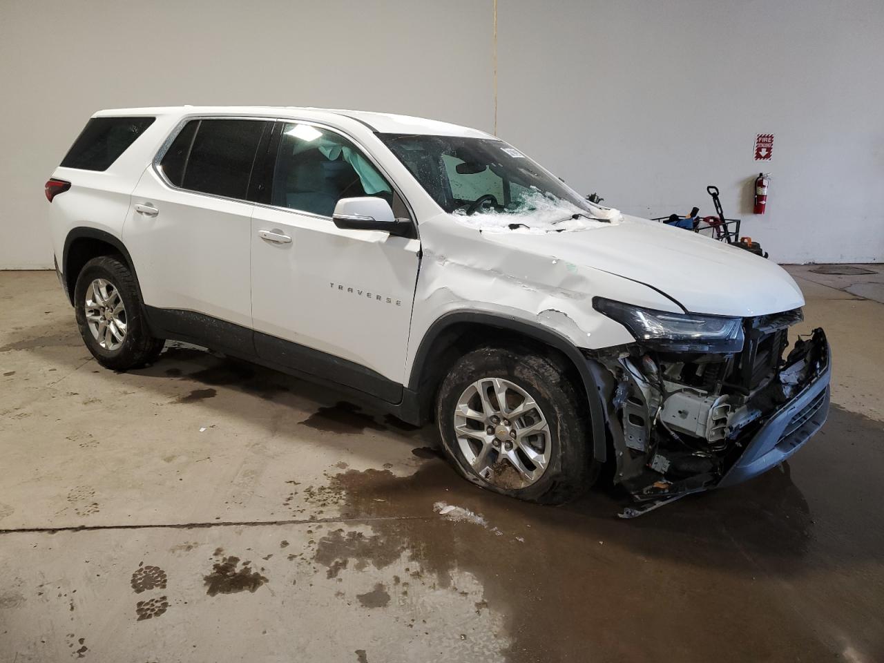 2022 Chevrolet Traverse - Image 4