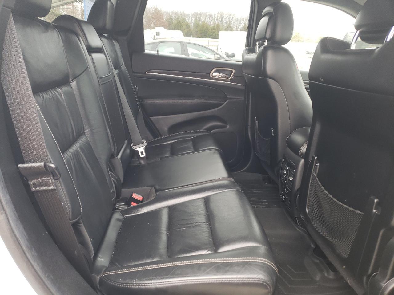 2014 Jeep Grand Cherokee - Image 11