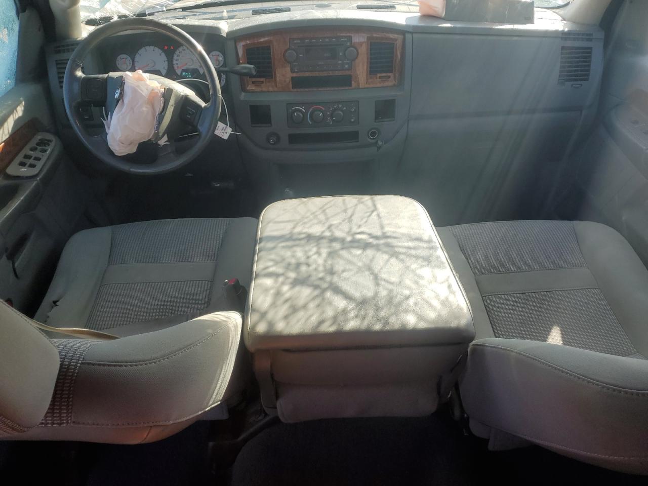 2006 Dodge RAM - Image 8