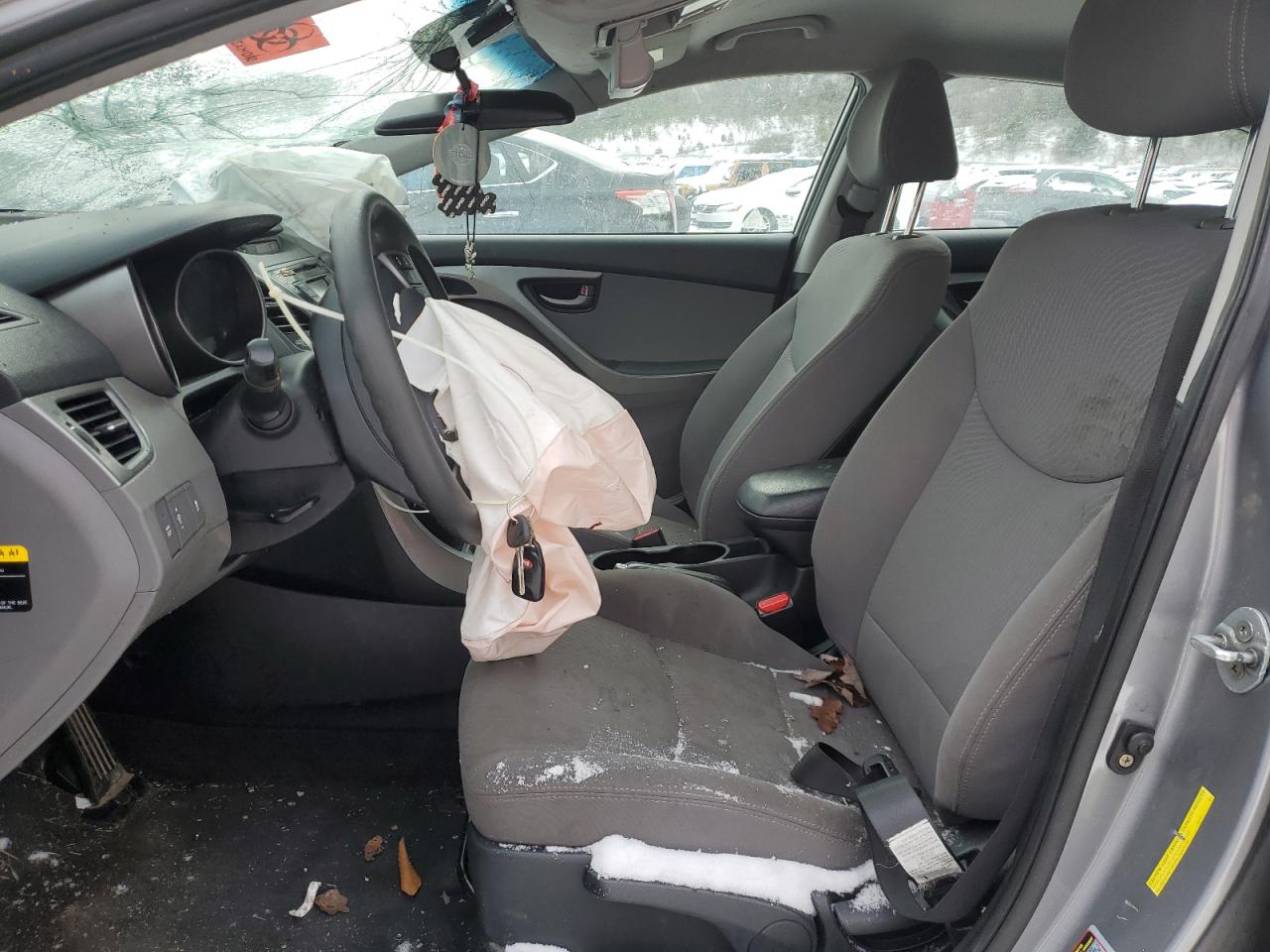 2015 Hyundai Elantra - Image 7