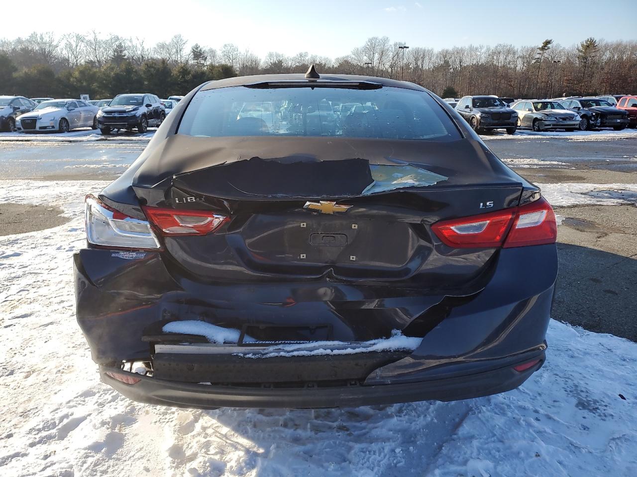 2016 Chevrolet Malibu - Image 6