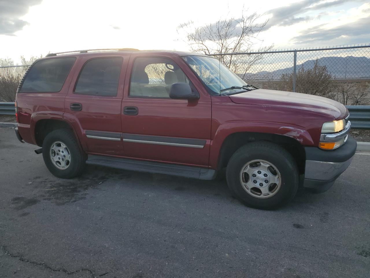 2005 Chevrolet Tahoe - Image 4