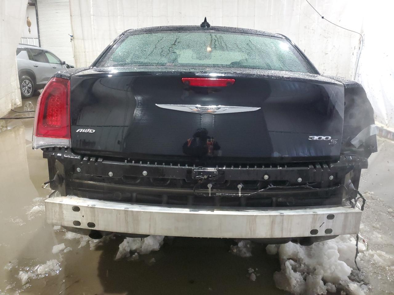 2019 Chrysler 300 - Image 6