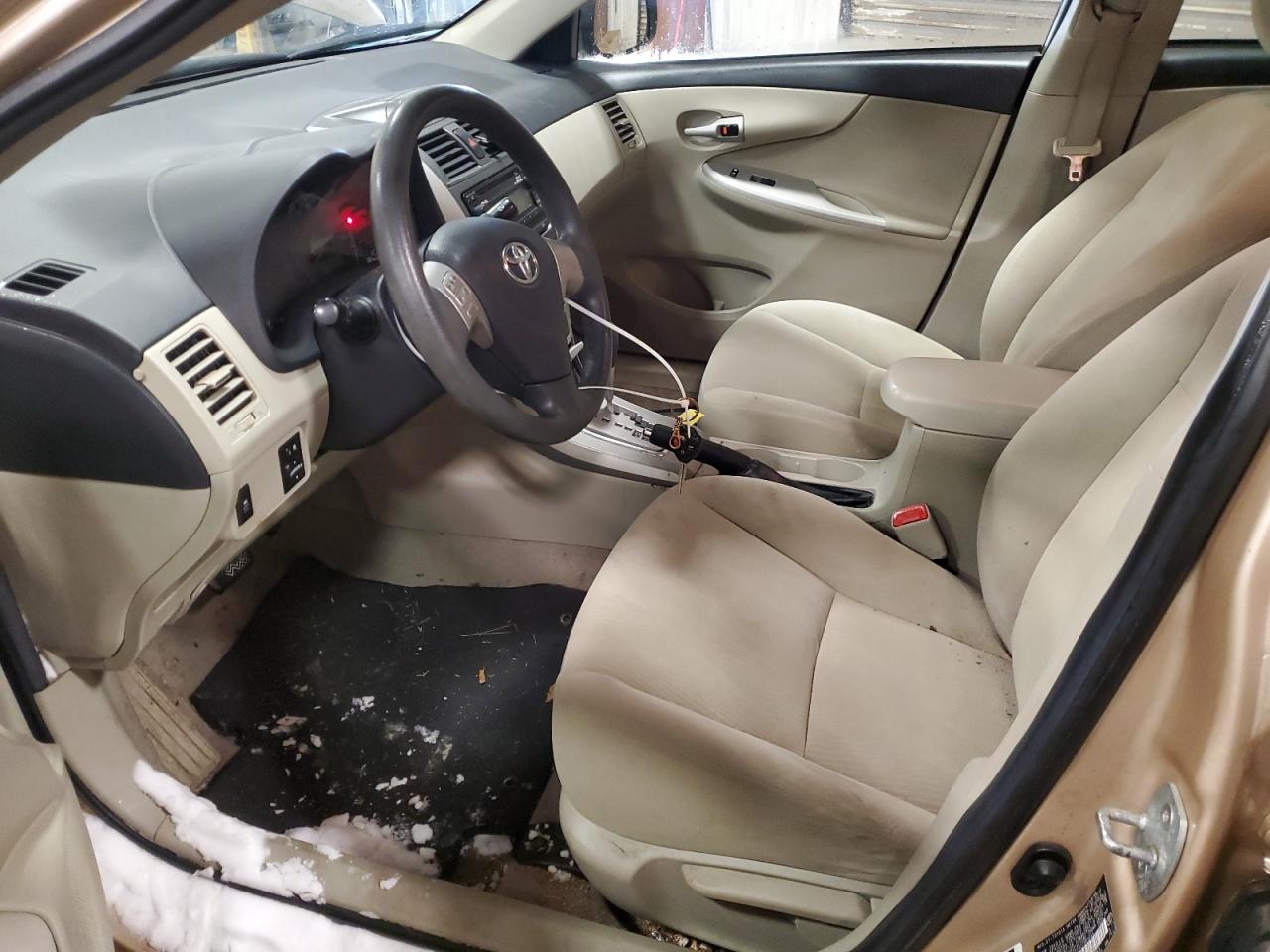2012 Toyota Corolla - Image 7