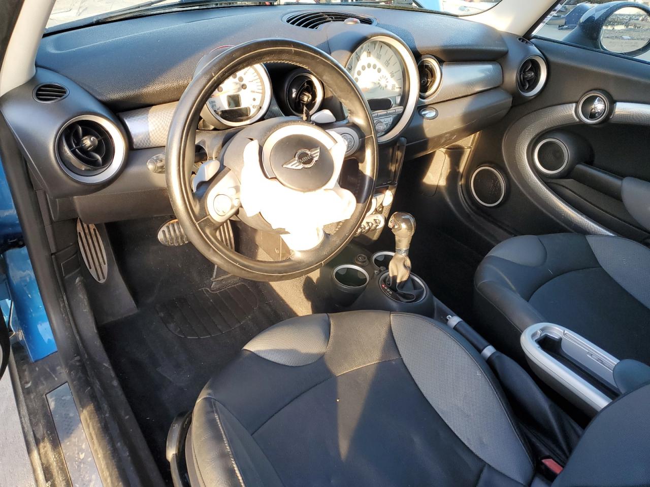 2009 MINI Cooper - Image 8