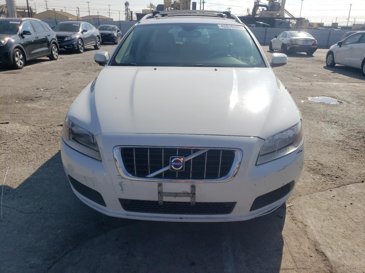 2008 Volvo V70 - Image 5