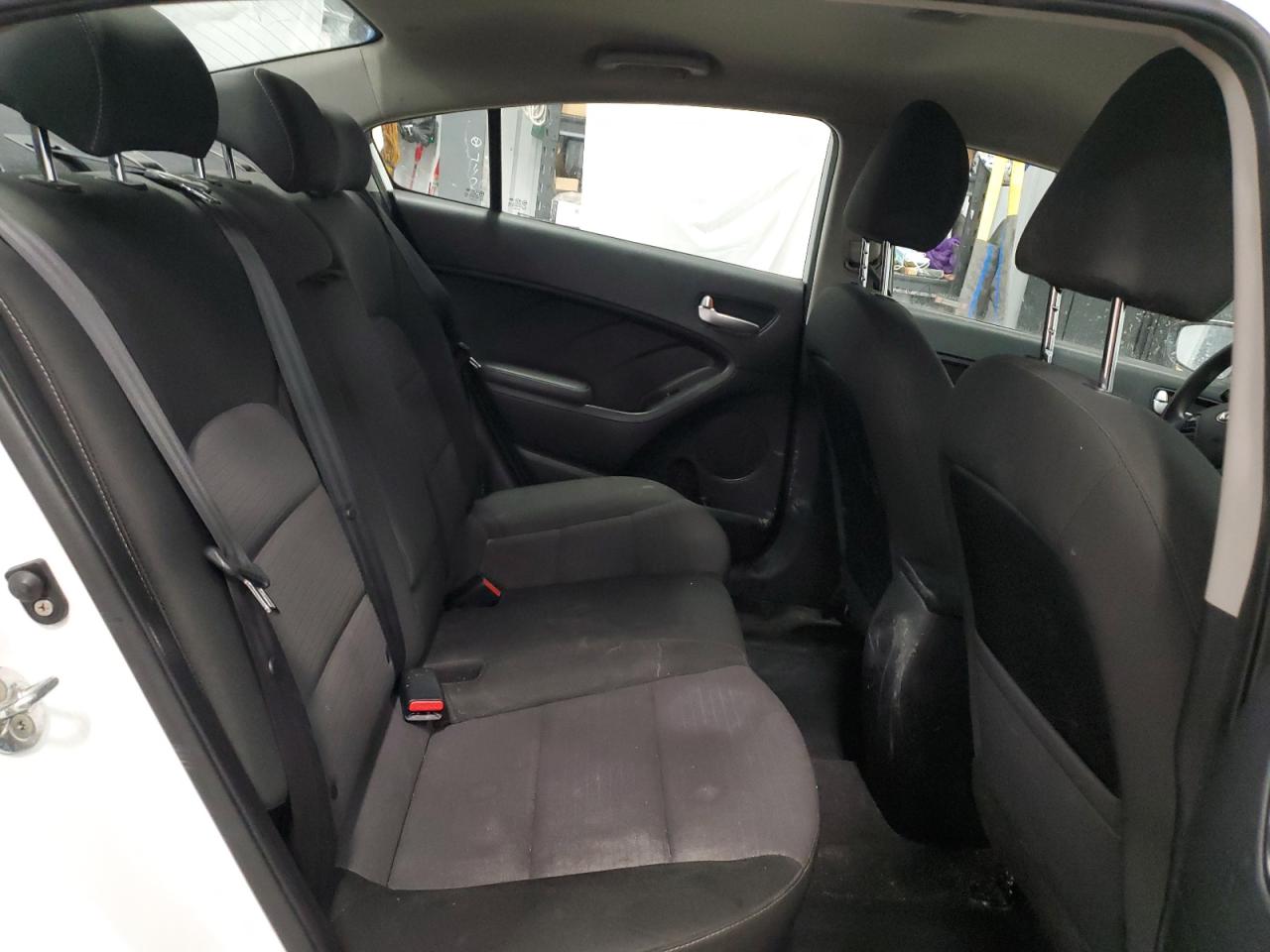2018 Kia Forte - Image 10