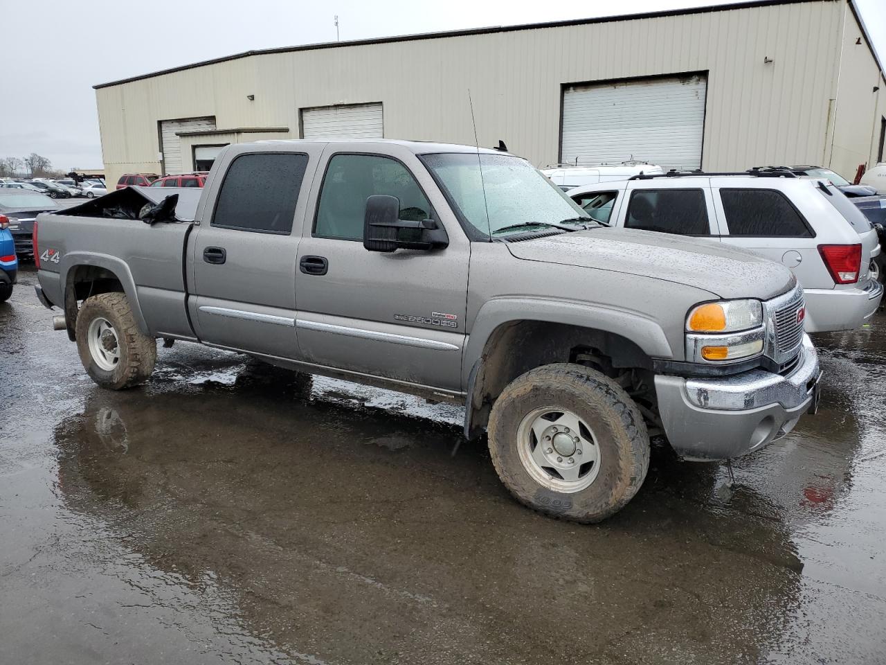2006 GMC Sierra - Image 4