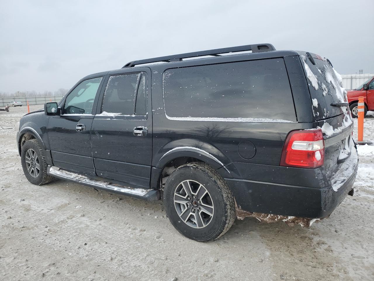 2015 Ford Expedition - Image 2