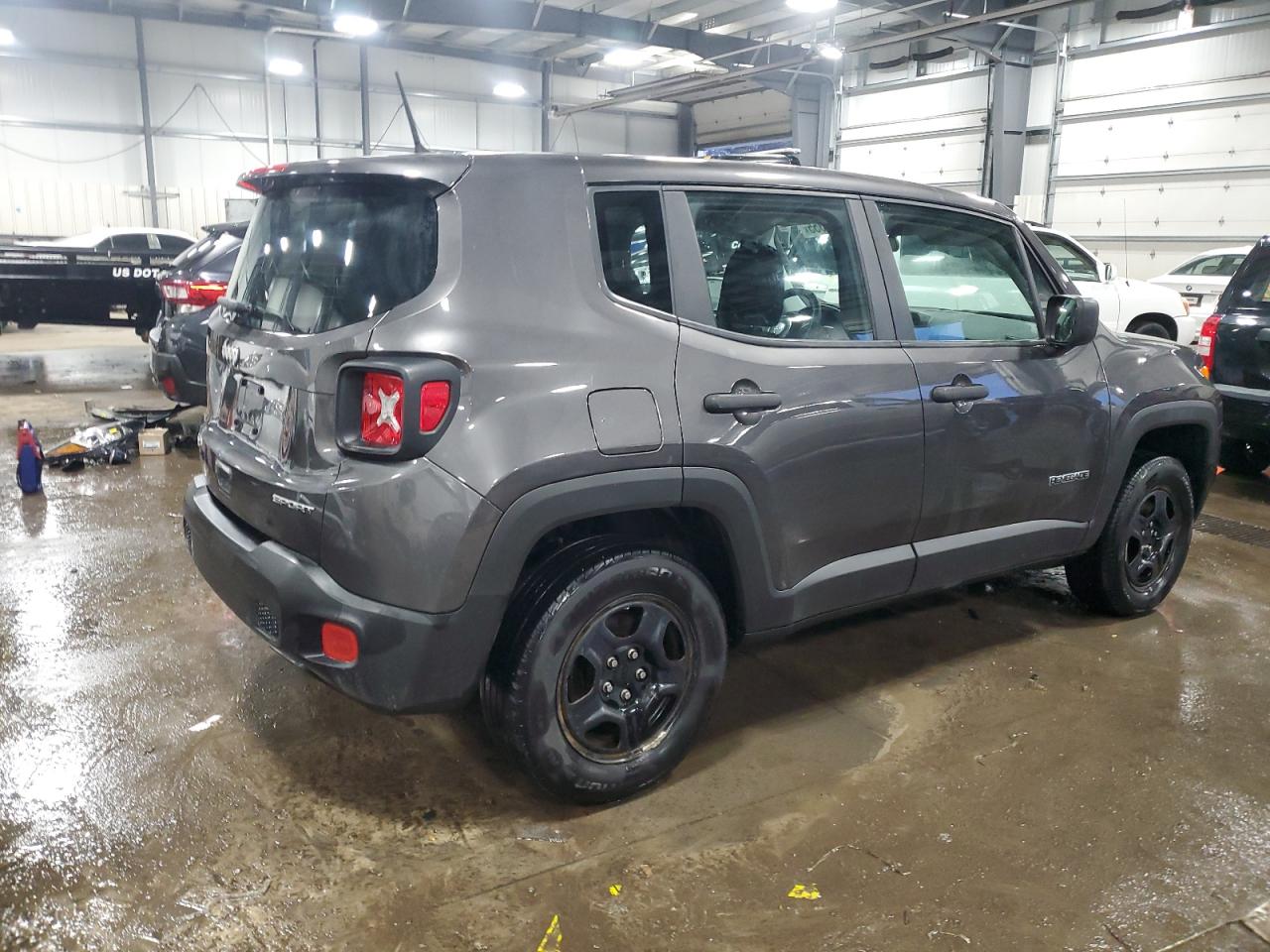 2018 Jeep Renegade - Image 3