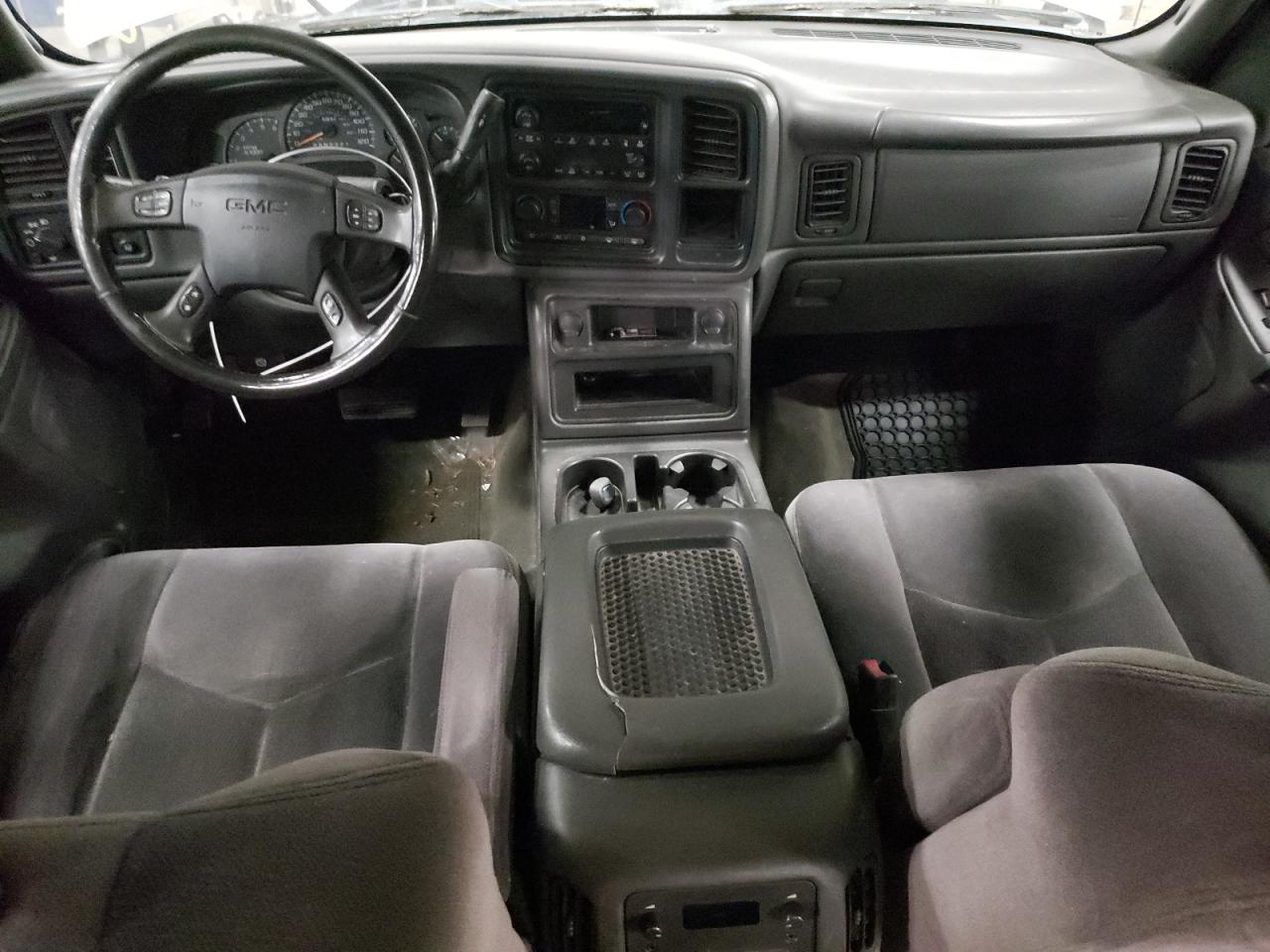 2006 GMC Sierra - Image 8