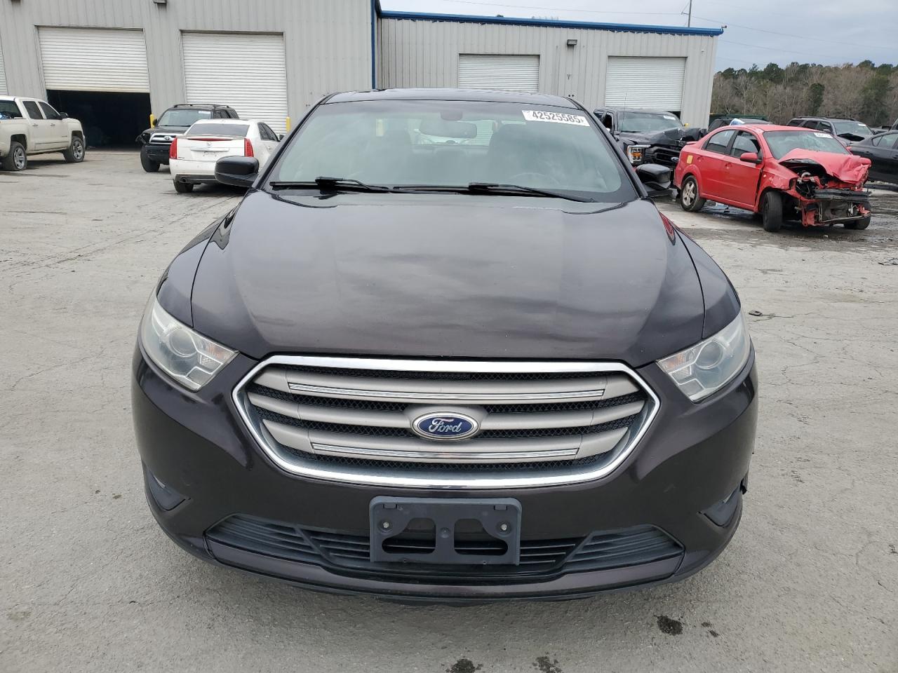2013 Ford Taurus - Image 5