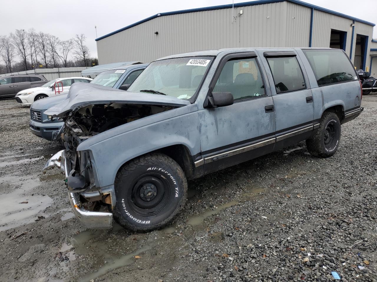 1999 Chevrolet Suburban - Image 1