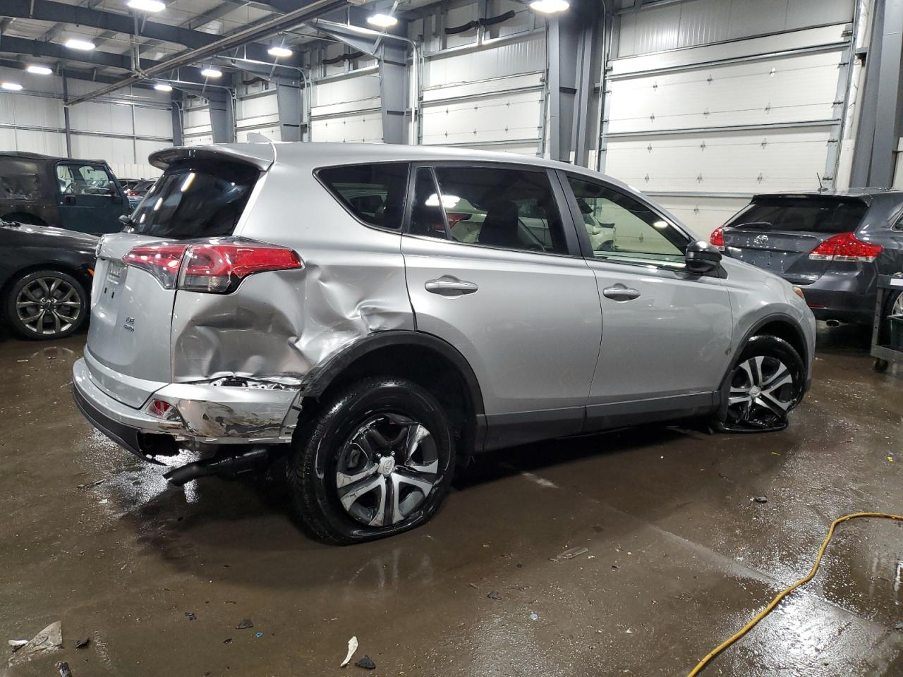 2018 Toyota RAV 4 - Image 3