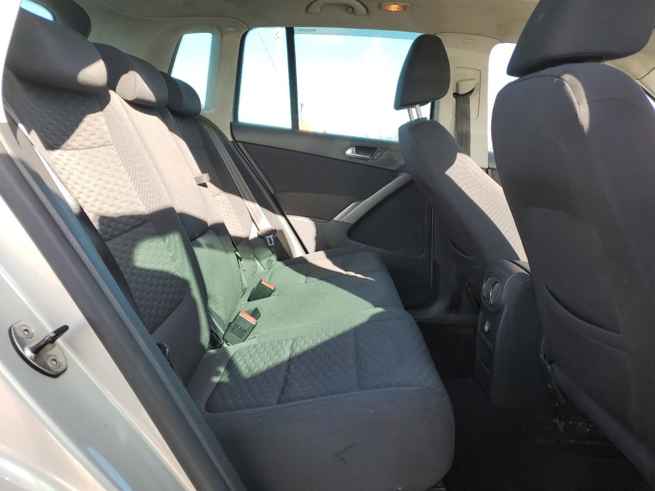 2010 Volkswagen Tiguan Se VIN: WVGBV7AX2AW510651 Lot: 41699925