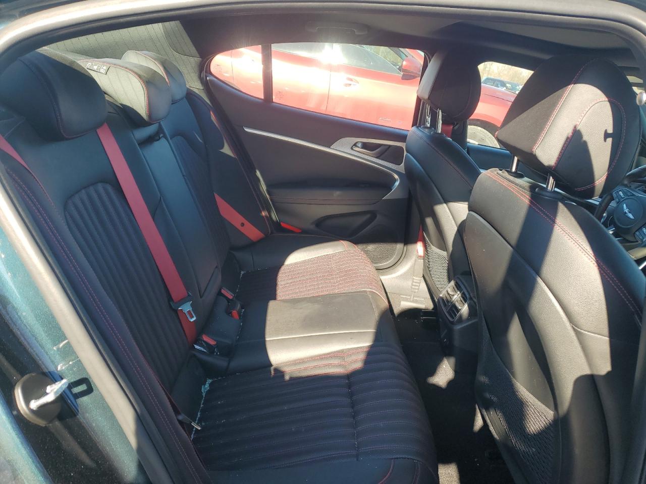 2023 Genesis G70 - Image 10