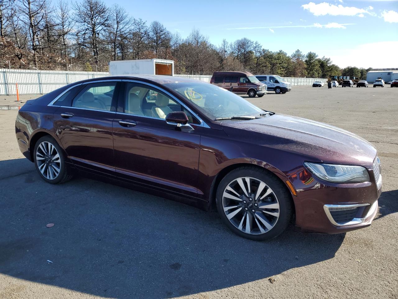 2017 Lincoln MKZ - Image 4