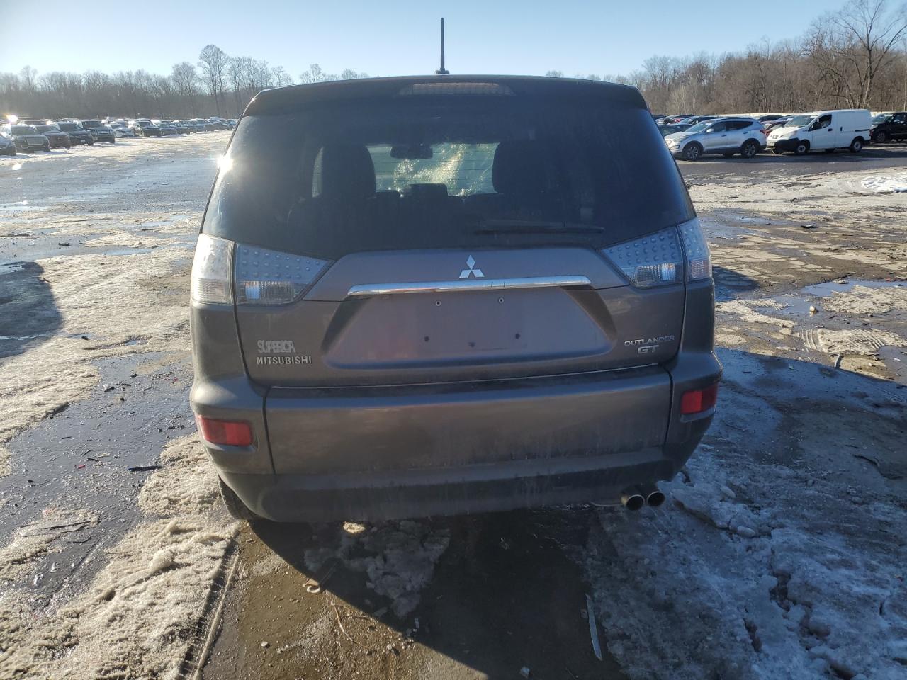 2012 Mitsubishi Outlander - Image 6