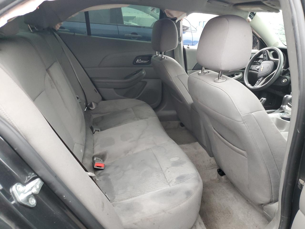 2015 Chevrolet Malibu - Image 11