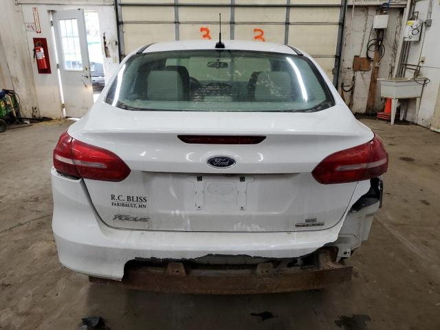 FORD FOCUS 2015 Biały