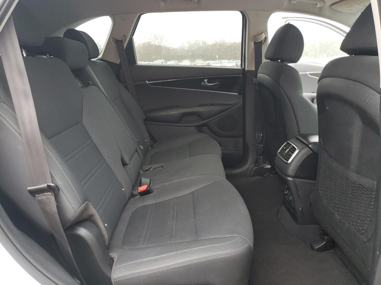 2020 Kia Sorento - Image 12