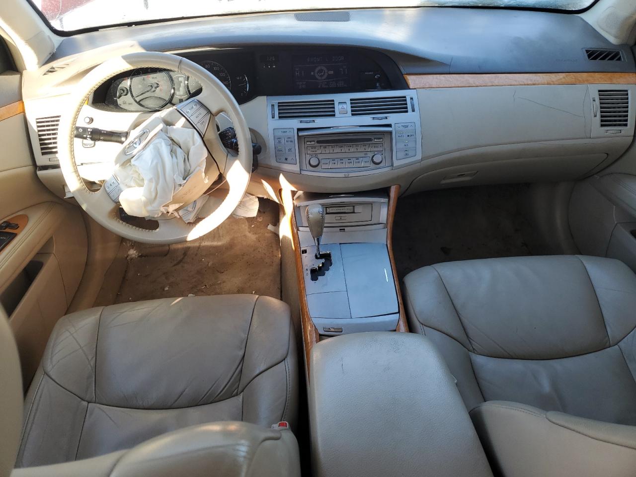 2006 Toyota Avalon - Image 8