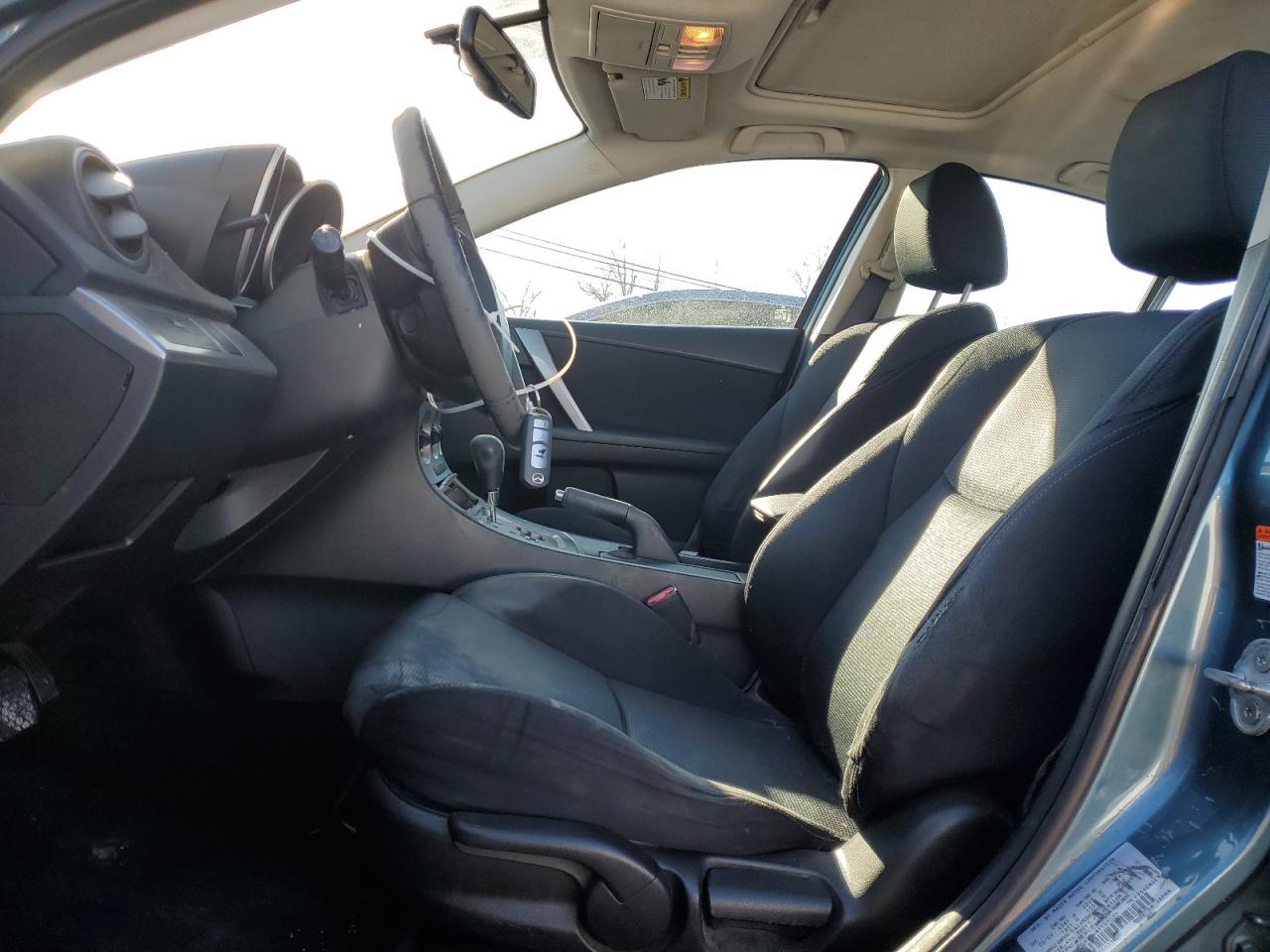 2010 Mazda 3 - Image 7