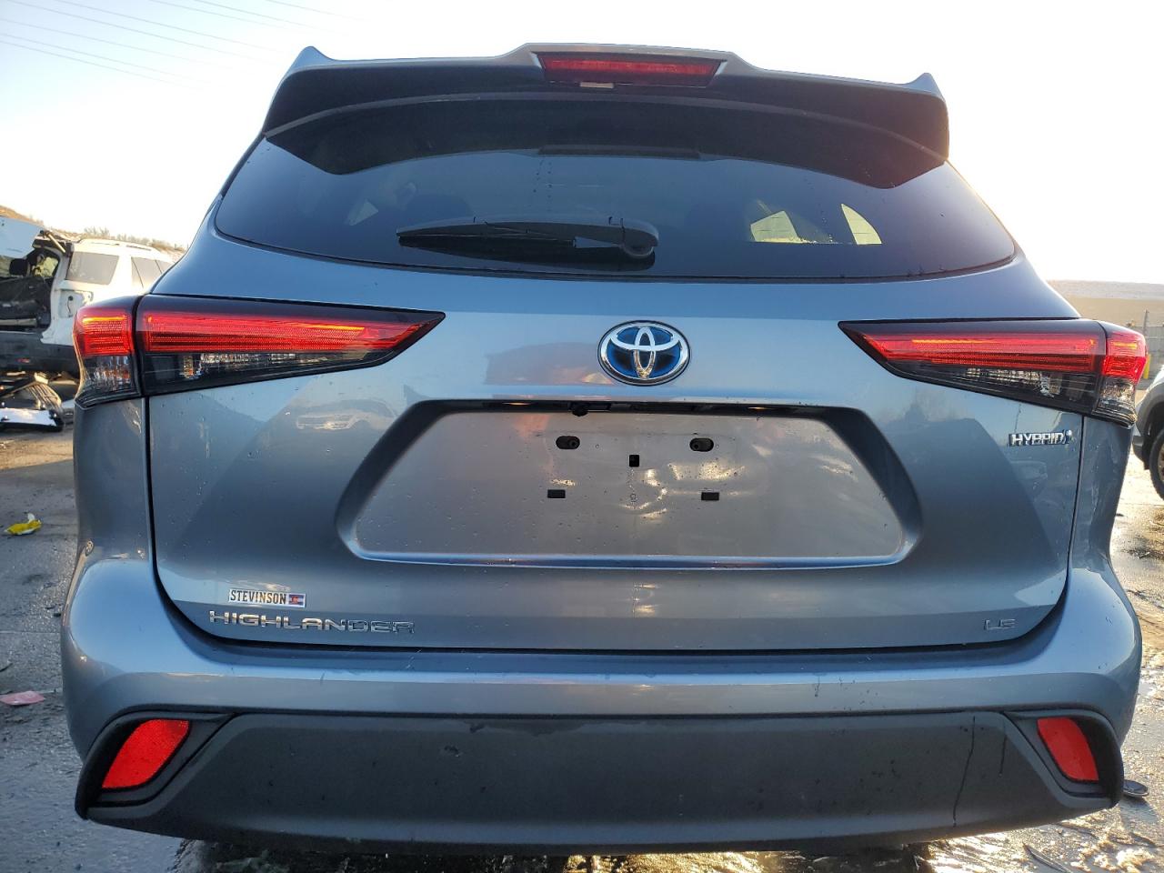 2021 Toyota Highlander - Image 6