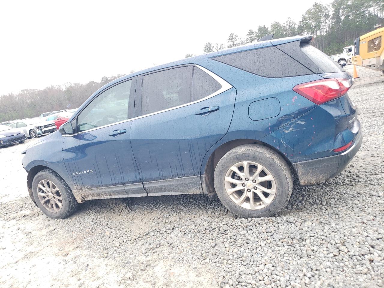 2019 Chevrolet Equinox - Image 2