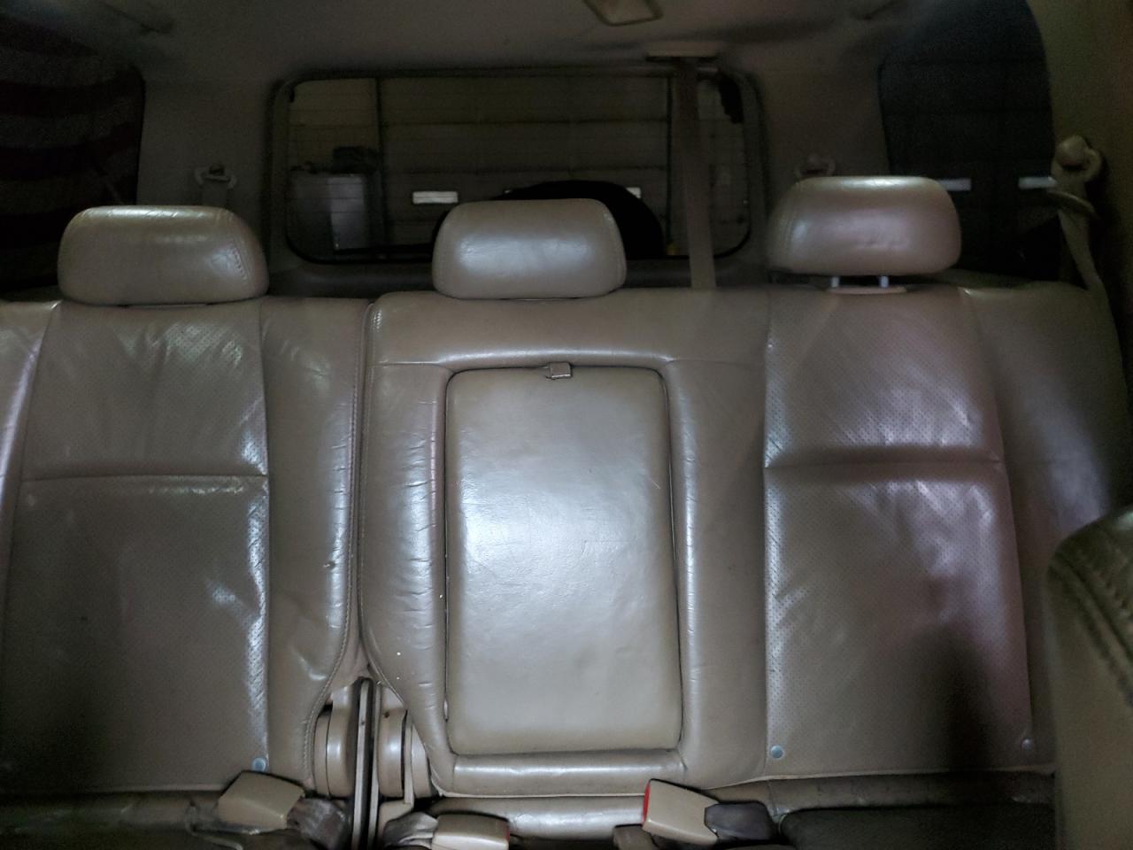 2004 Honda Pilot - Image 10