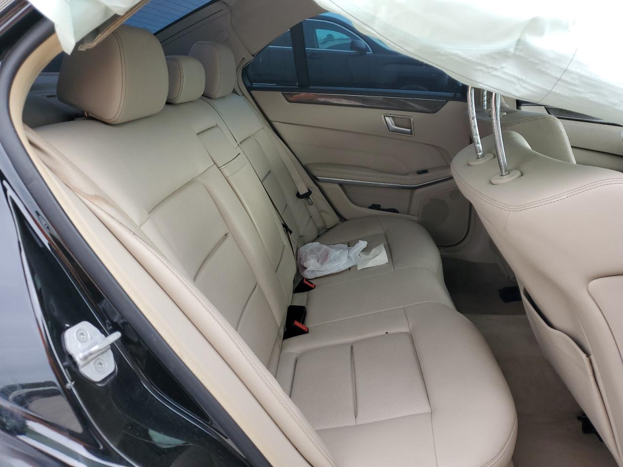 2014 Mercedes-Benz E-klasse - Image 10