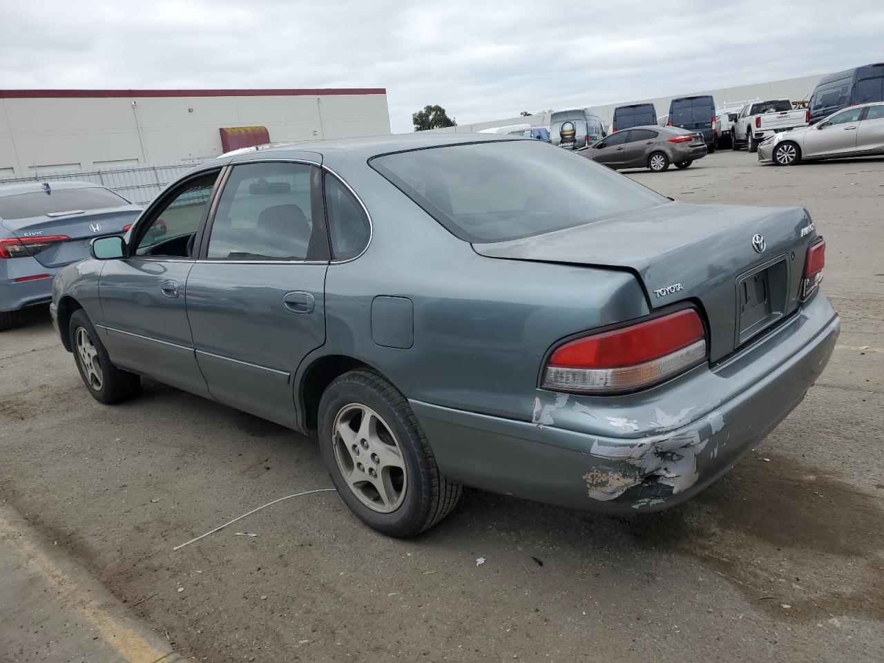 1997 Toyota Avalon - Image 2