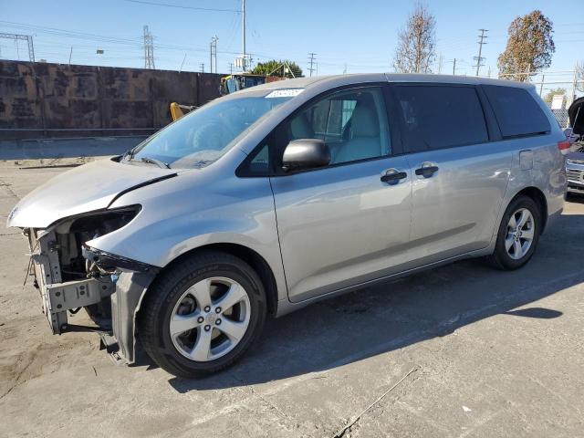 2011 Toyota Sienna 