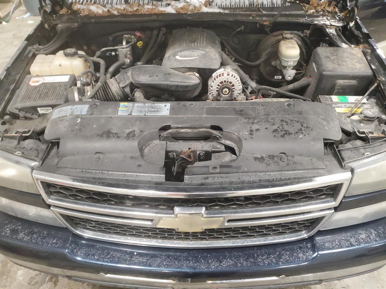2006 Chevrolet Silverado - Image 11