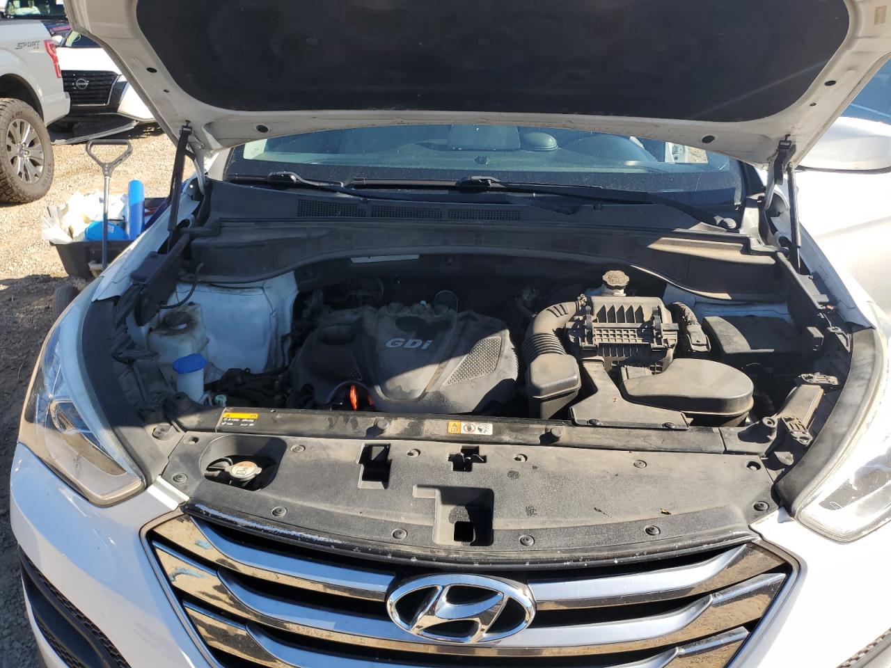 2015 Hyundai Santa Fe - Image 12