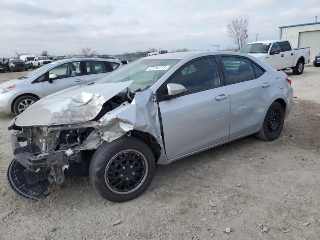 2015 Toyota Corolla L for Sale in Kansas City, KS - Front End