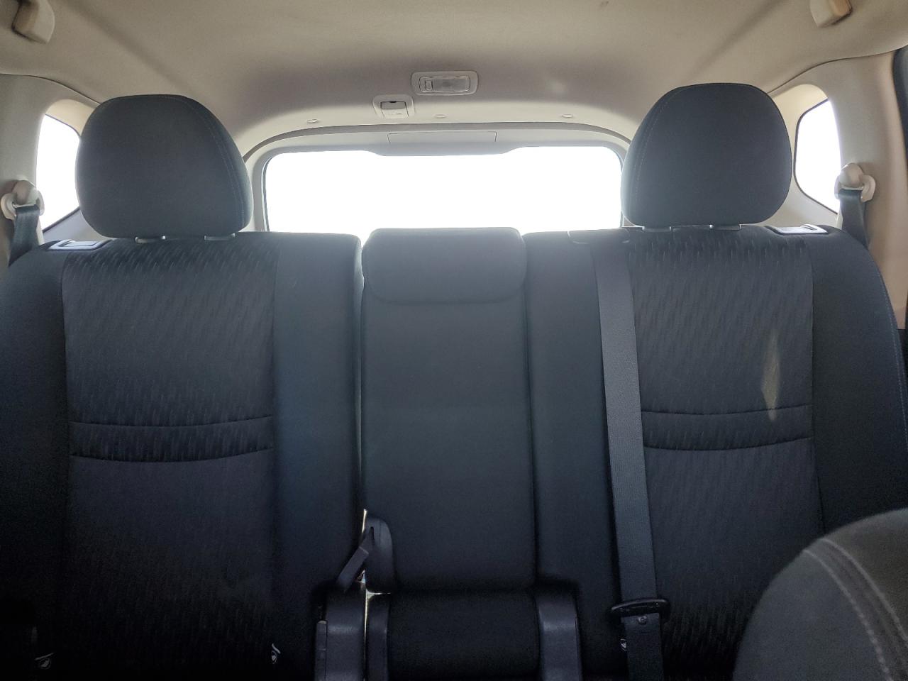 2018 Nissan Rogue - Image 10