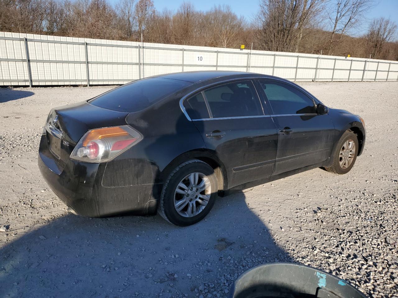 2010 Nissan Altima - Image 3