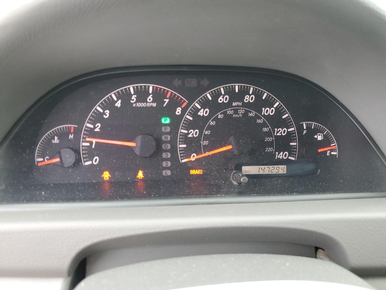 2005 Toyota Camry - Image 9