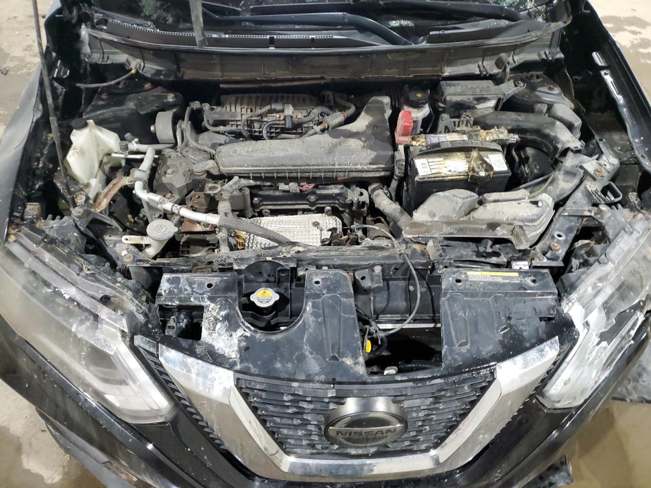 2018 Nissan Rogue - Image 14