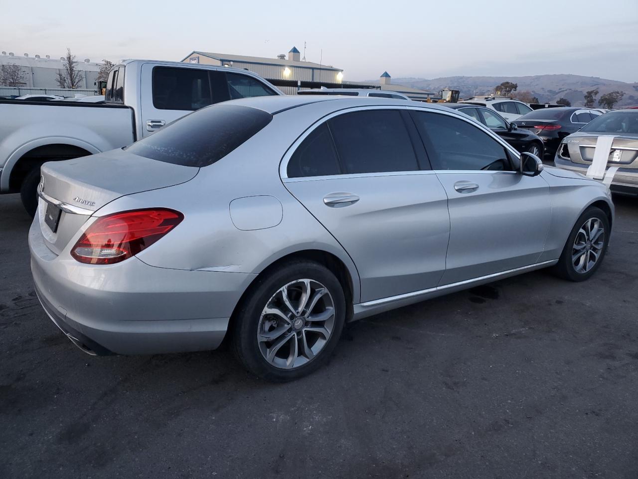 2015 Mercedes-Benz C-klasse - Image 3